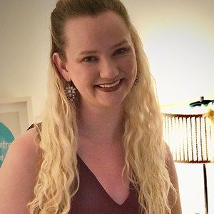 Meet your Posher, Olivia